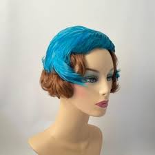 Feathered 1950s Vintage Hat, Elegant Retro Headwear, Classic Women's  Fashion, Pin-up Style, Old Hollywood Glamour