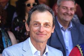 El ministre Pedro Duque visita les festes d'Alcoi: "són un espectacle  preciós"