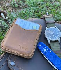 The Ultimate Minimalist Leather Wallet The Slim Card Wallet Is So Simple But Can Hold All Of Your Ca Minimalist Leather Wallet Leather Card Wallet Card Wallet