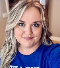 Xeng Lor's Instagram, Twitter & Facebook