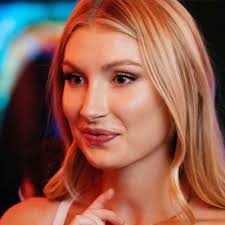 Eva Lilja Mullarkey (@more_mullarkey)