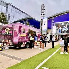 ZZs Ice Cream Puffs (Food Truck) — Caterer food truck in Irving, Texas