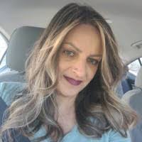 Beth Brigham's Instagram, Twitter & Facebook