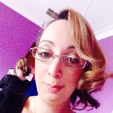 Amanda Fasolo's Instagram, Twitter & Facebook