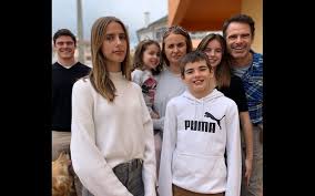 João francisco lima, filho mais velho de pedro lima filhos de pedro lima jogam futebol com amigos do pai pedro lima e anna westerlund na selfie pedro lima teve mais quatro filhos, com a ceramista anna westerlund: Pedro Lima Bullying Na Escola Dos Filhos Recebem Mensagens A Dizer Que E Bem Feita Terem Perdido O Pai Nova Gente