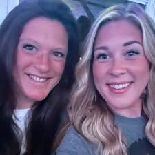 Reggie Woods and Kara Looker's Wedding Website