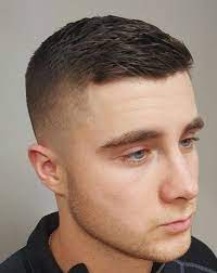 Coiffure pour homme cheveux court. 1001 Idees Coupe Courte Degradee L Entretien Presque Facile Coiffure Homme Court Cheveux Courts Homme Cheveux Tres Court Homme