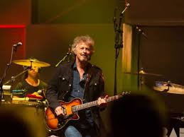 Jetzt einfach & sicher bestellen! 40 Jahre Bap Wolfgang Niedecken Rockte Mit Nena Und Hans Super Die Kolner Lanxess Arena Citynews