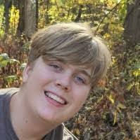 Alex Sielaff's Instagram, Twitter & Facebook