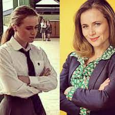 Amaya vivienne forch barry (santiago, 5 de marzo de 1972) es una actriz y cantante chilena de música pop, popularmente reconocida por sus apariciones en diferentes teleseries y programas de televisión chilenos. Mira Como Lucia Amaya Forch En 1994 Y Como Luce Ahora Tecache Cl