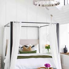 The beautiful farmhouse style of the canopy bed will add warmth to any setting and provide a tall once this bed is constructed in the right way, it will certainly last for many years with no problems at all. 18 Canopy Beds For Creating A Dreamy Bedroom