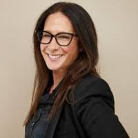 Michelle Topper's Instagram, Twitter & Facebook