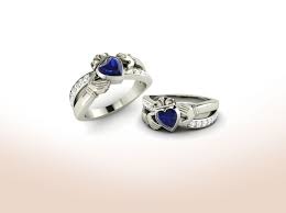 To wear a claddagh ring on the left hand with the crown turned inward, towards. Everything You Need To Know About Claddagh Rings Diamondere Blog