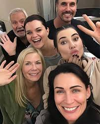 🌟🌟🌟SORCERESS OF THE STARS🌟🌟🌟 Let's share our looks please.😁😁😁