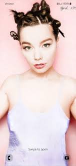 Alright…let's see everybody's new lock screens!!!!