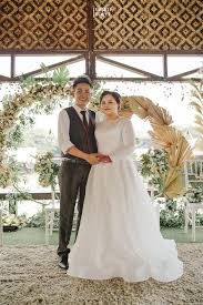 12 gaun pernikahan paling unik di dunia, ada yang terbuat dari kondom. 0xoxrkbtdydotm