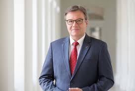 Auch der ögb reagiert heftig. Lh Platter Umgehungen Der Covid Verordnungen Werden Nicht Geduldet Und Mit Aller Harte Geahndet Land Tirol