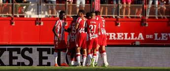 Almería vs. Racing: Duelo clave con ausencias y afición ilusionada - Imagen principal del artículo