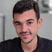 1100+ perfiles de «Vic Ruiz»