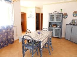 Appartamento n° 1 confortevole e di recente costruzione è collocato all'interno di un complesso dotato di doccia barbecure e gazebo esterni con possibilità di effettuare gustose grigliate di buon pesce usufruendo anche del gazebo esterno. Case E Appartamenti Vacanze A Lampedusa Da 19 Hundredrooms