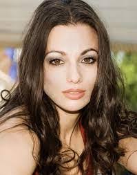 Anna Primiani's Instagram, Twitter & Facebook