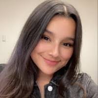 Daisy Godinez's Instagram, Twitter & Facebook