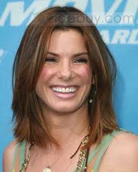 Coupe cheveux femme mi long raide. Coupe De Cheveux Mi Long Raide Coupe Cheveux Mi Long Coupes Cheveux Mi Longs Raides Cheveux Mi Long