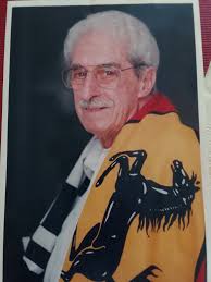 Felicidades Julio Berges !!! Sos un amigo de fierro literal, siempre tan  gentil como el auto de paseo por Punta del Este, pero en la pista y con  casco aparece el piloto,