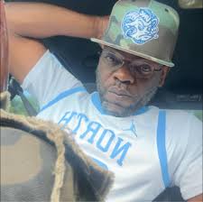 I'm available for hair today and tomorrow