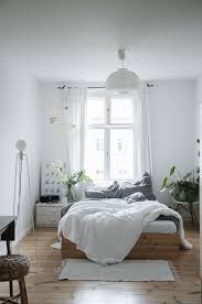 Es soll viel wohnlicher und einladender wirken? Kleine Schlafzimmer Einrichten Gestalten