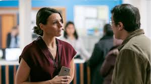 Doctor foster is a bbc one television drama series that was first broadcast on 9 september 2015. Bbc S Doctor Foster To Get Russian Version Hollywood Reporter