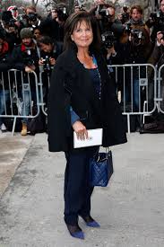 She is a producer, known for 7 sur 7 (1981), ambitions (1986). Anne Sinclair Sur Son Partenariat Avec La Culpabilite Elle A Manque A Son Devoir De Mere