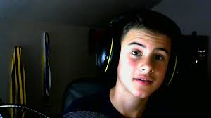 FruzzeN (@FruzzeeeN)