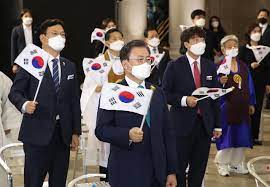 2020년 08월 03일 08:46 2020년 08월 03일 02:51 8월 15일은 우리나라가 일본으로부터 해방된 것을 기념하고, 대한민국 정부수립을 경축하는 날로, 올해 벌써 75주년이 되었는데요. Vkbob L4l4rb0m