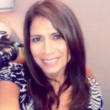 Diana Bollinger's Instagram, Twitter & Facebook