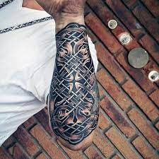 Simple cross tattoos on forearm a cool looking celtic cross. 100 Celtic Knot Tattoos Fur Manner Verwobene Design Ideen Tatowierung Fur Manner Keltische Tattoos Unterarm Unterarm Tattoo