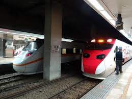 台湾鉄道新型特急 普悠瑪 プユマ 号 に乗りました 台北 旅行のクチコミサイト フォートラベル 台北 旅行 鉄道車両 台湾