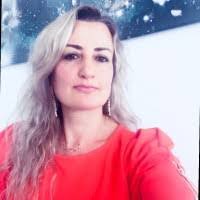 Laura Pasko's Instagram, Twitter & Facebook