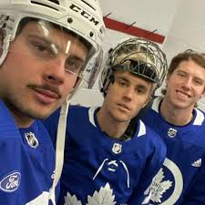 On this day in 1972, legendary @mapleleafs goalie Walter "Turk" Broda died  of a heart attack at the age of 58. "Turkey Egg" was a career Leaf goalie,  playing 629 NHL games