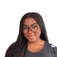 Lisa Tona's Instagram, Twitter & Facebook