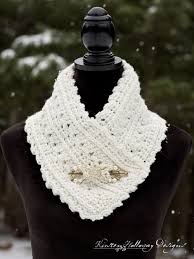 Find free crochet patterns by amy solovay including patterns for blankets, scarves, crocheted flowers, granny squares and more. Primrose And Proper Crochet Cowl Pattern Free Tutorial Kirsten Holloway Designs