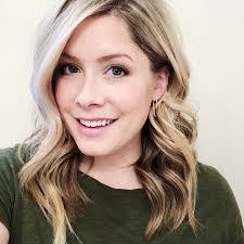 Brittany Hewitt's Instagram, Twitter & Facebook