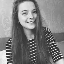 Eve Bennett updates (@updatingeve)