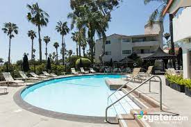 Der nächste flughafen ist 13,59 kilometer vom west beach inn a coast hotel entfernt. West Beach Inn A Coast Hotel Review What To Really Expect If You Stay