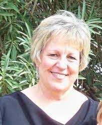 Vicki Hendrickson's Instagram, Twitter & Facebook