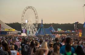 Check festival biography, line up, aftermovies. Reading Festival Sold Out As Tickets Unsurprisingly Sell Like Hot Cakes
