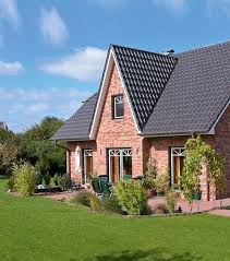 Über 3.000 kunden konnten wir bisher von unserer bauqualität überzeugen. Romantisches Friesenhaus Mit Terrasse Und Garten Von Eco System Haus Friesenhaus Haus Haus Bauen