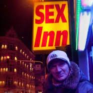 At pornhits you can select hot sex videos from top porn channels and top pornstars. Tursteher Im Rotlichtviertel Da Machen Die Kleinburger Grosse Augen Gesellschaft Faz