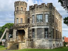 Cottonland castle consists of about 6,600 square feet of living space and is made mostly of white sandstone. The Perfect 3 Day Girls Travel Guide To Waco Tx Yourmarketingbff Com
