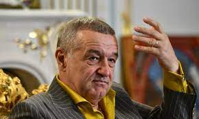 Listen and download to an exclusive collection of gigi becali ringtones for free to personalize your iphone or android device. Gigi Becali Ca In Zilele Bune Dumitru Dragomir Despre Gestul FÄƒcut De Patronul Fcsb Ului Am Fost La El La Palat È™i Am VÄƒzut Cu Ochii Mei